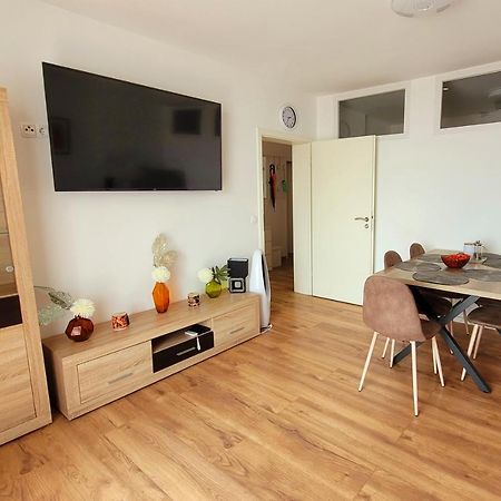 Ferienwohnung Wohnen über der Mülheimer City Mülheim an der Ruhr Exterior foto