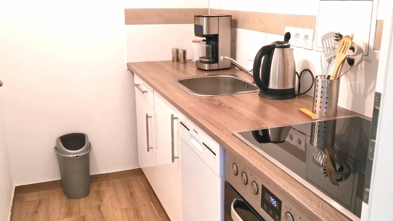 Ferienwohnung Wohnen über der Mülheimer City Mülheim an der Ruhr Exterior foto