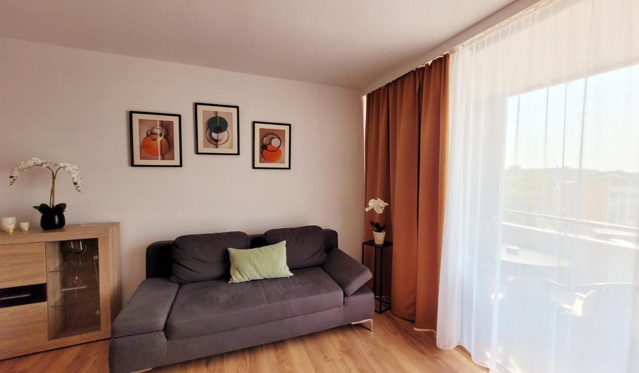 Ferienwohnung Wohnen über der Mülheimer City Mülheim an der Ruhr Exterior foto